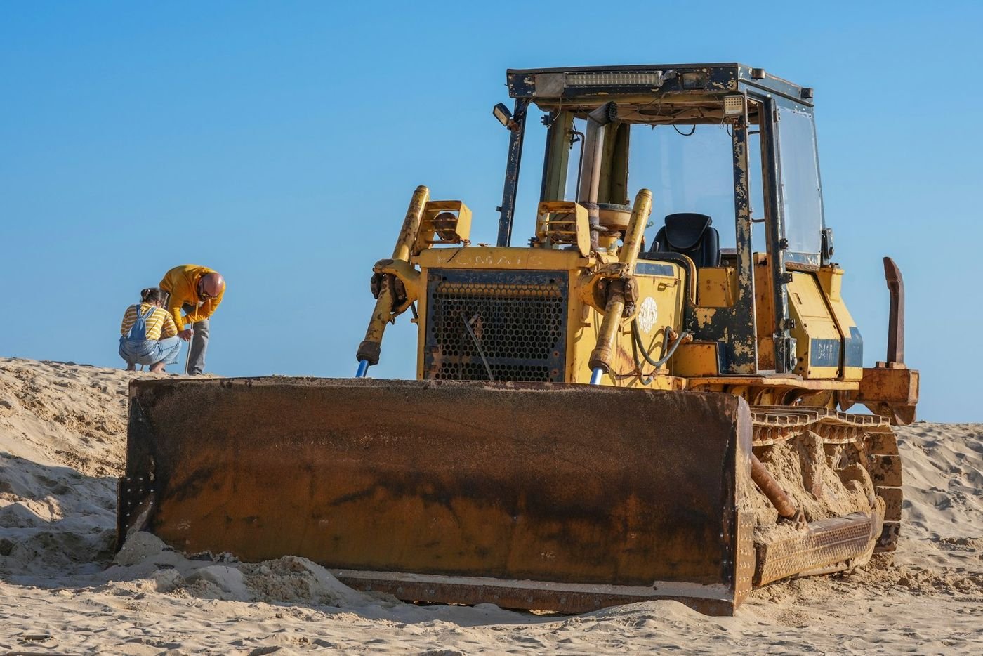 BULLDOZER